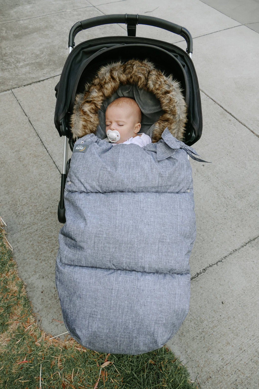 Nordic Footmuff Pram Liner | Chic Grey by Baby Luno
