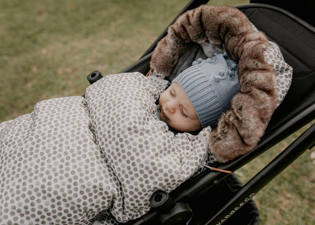 Nordic Footmuff Pram Liner | Raindrops by Baby Luno