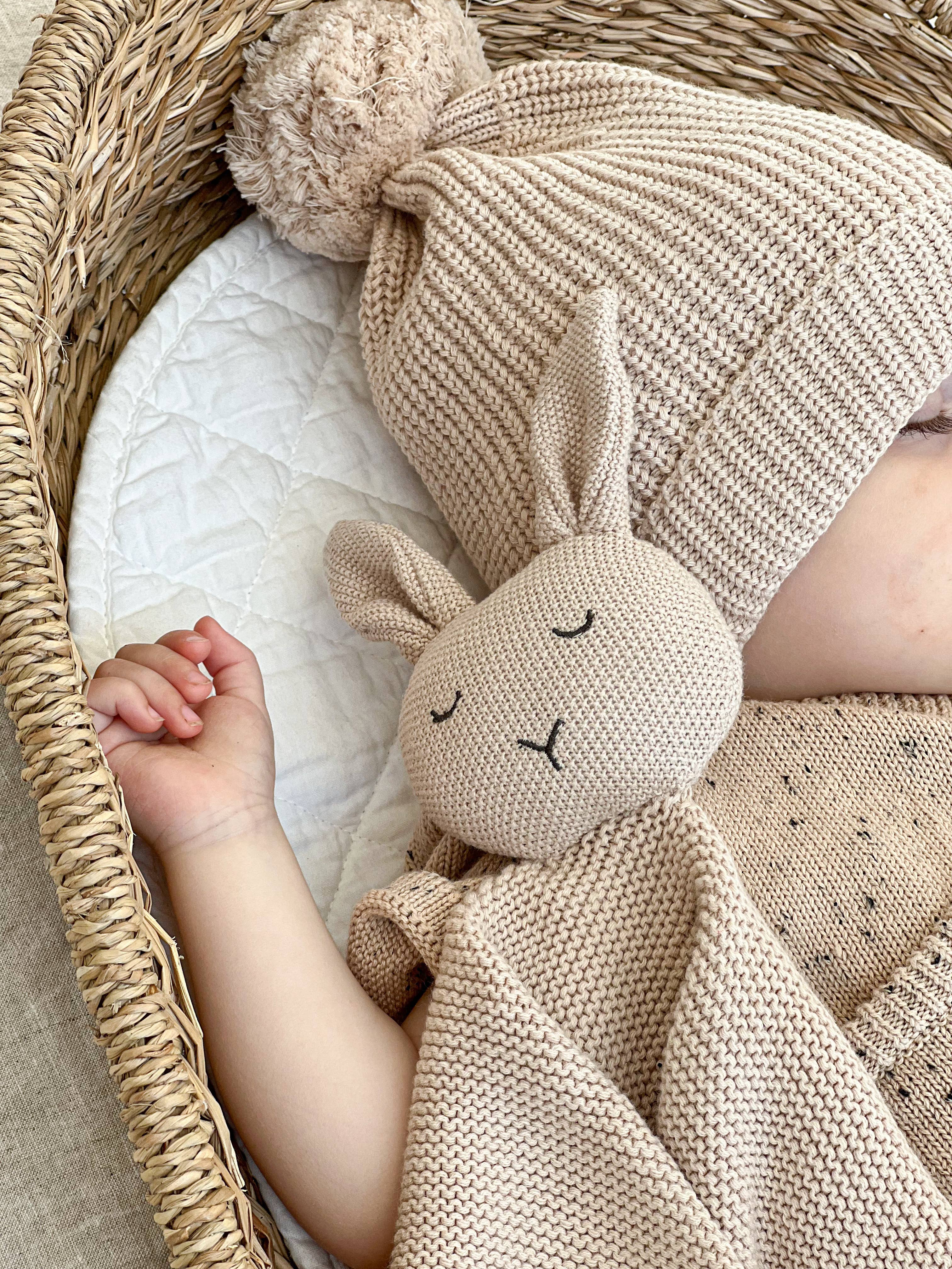 Heirloom Bunny Comforter | Oat