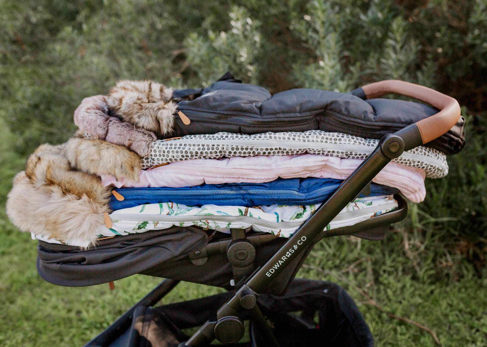 Nordic Footmuff Pram Liner | Classic Black by Baby luno