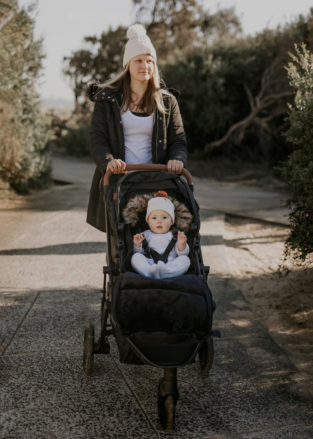 Nordic Footmuff Pram Liner | Classic Black by Baby luno